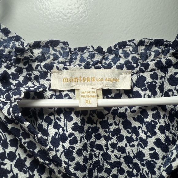 Monteau Black and White Ruched Blouse - Picture 4 of 6